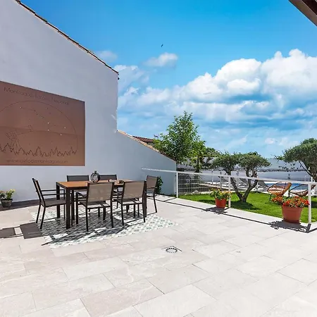 Apartment Rurales Cielo De Monfraguee Malpartida De Plasencia